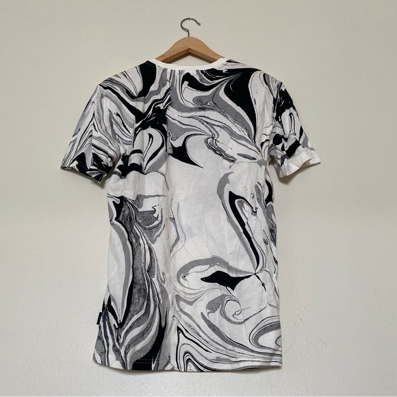 Brasier Marbled Swirl Print Tee - Picture 3 of 3